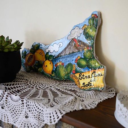 Etna Casa Del Sole Bed & Breakfast Николози Екстериор снимка