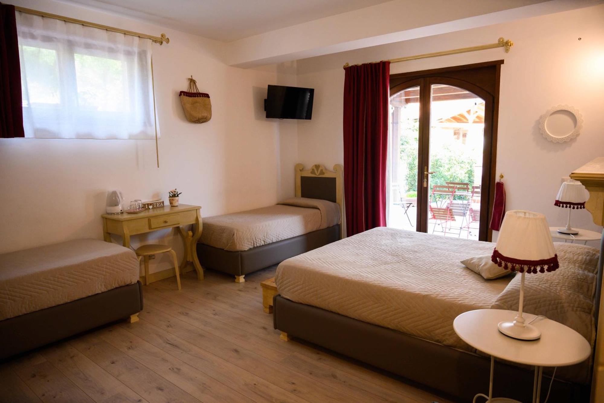 Etna Casa Del Sole Bed & Breakfast Николози Екстериор снимка