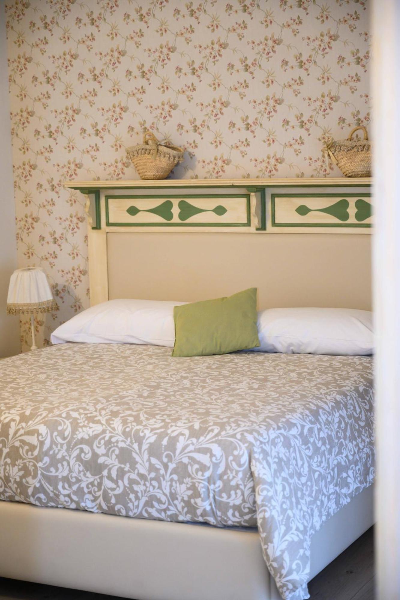 Etna Casa Del Sole Bed & Breakfast Николози Екстериор снимка